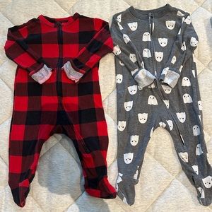 Old navy 6-9M Bundle (4 piece) Sleep & Play 2-Way-Zip Footed One-Piece for Baby